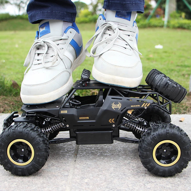 Coche todoterreno con control remoto